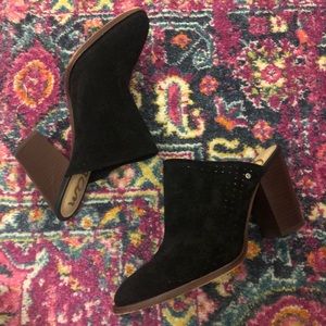 Sam Edelman Heeled Black Perforated Mules